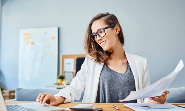 Comment choisir une formation d&rsquo;assistant comptable reconnue à distance ?